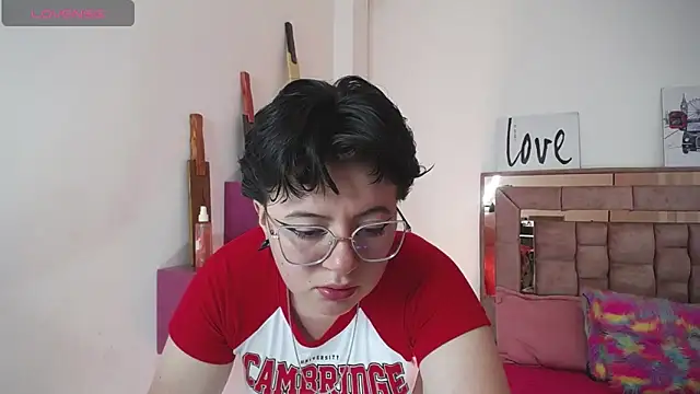 Snapshot of safyka chatting on 6, 10, 2025 safyka online show from 6, 10, 2025