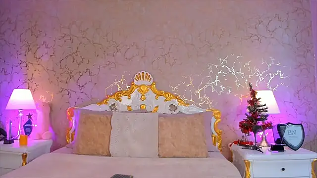 ScarlettWallace online show from 19, 12, 2025