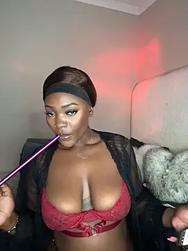 Snapshot of PrincessTamara chatting on 14, 11, 2025 PrincessTamara online show from 14, 11, 2025