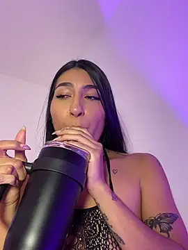 Snapshot of AshleyG_222 chatting on 11, 3, 2025 AshleyG 222 online show from 11, 3, 2025