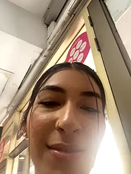 Snapshot of AshleyG_222 chatting on 27, 9, 2025 AshleyG 222 online show from 27, 9, 2025