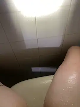 Snapshot of 1Zoey101 chatting on 7, 3, 2025 1Zoey101 online show from 7, 3, 2025