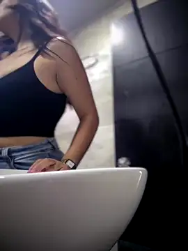 Mila LS online show from 18, 10, 2025