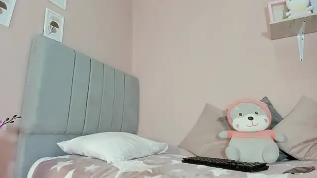 mary cute9 online show from 10, 10, 2025