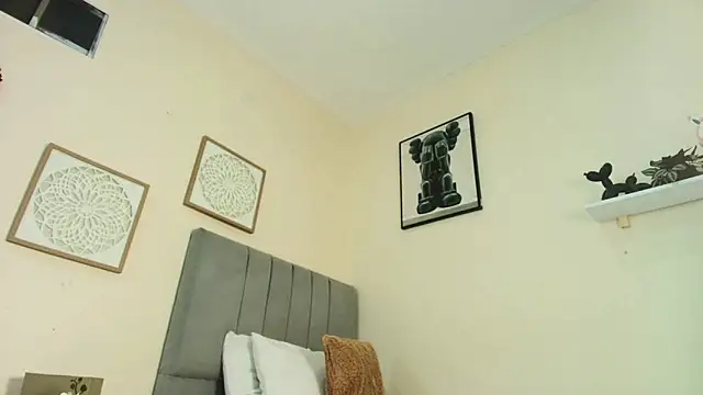 mary cute9 online show from 17, 4, 2026