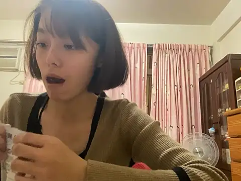 ladypaggy online show from 19, 3, 2025