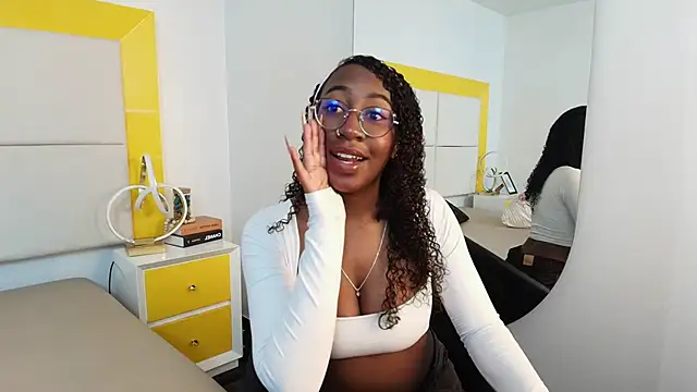 Qeen blackk online show from 13, 1, 2026