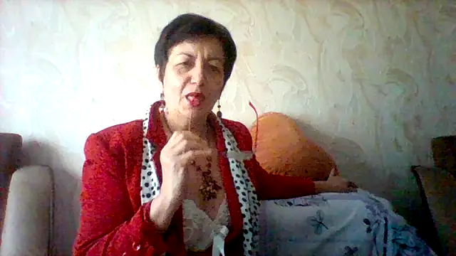 Snapshot of Lota5821 chatting on 5, 3, 2025 Lota5821 online show from 5, 3, 2025