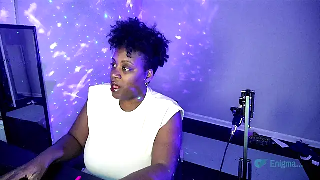 Snapshot of lovelyenigma365 chatting on 23, 2, 2026 lovelyenigma365 online show from 23, 2, 2026