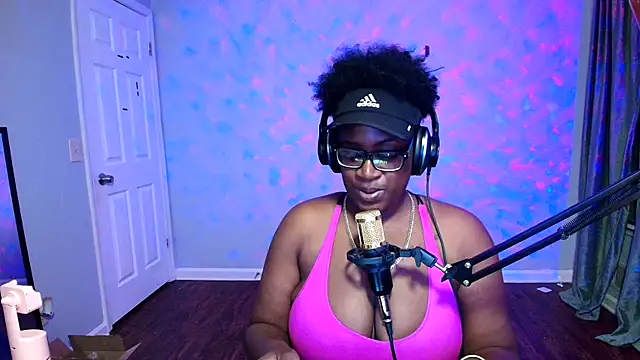 Snapshot of lovelyenigma365 chatting on 22, 3, 2026 lovelyenigma365 online show from 22, 3, 2026