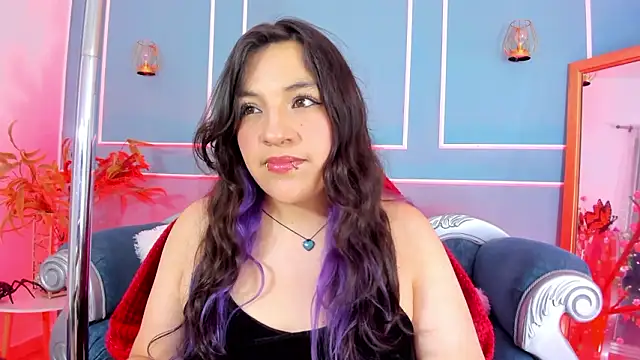 TaraTaylorr online show from 5, 3, 2026