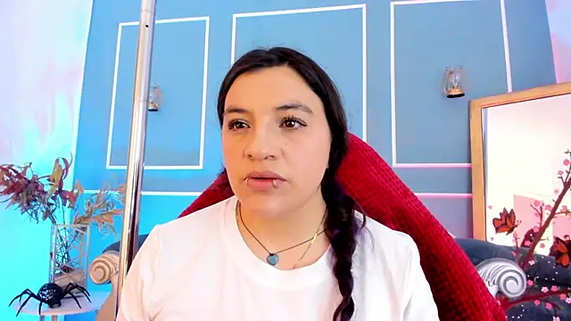 TaraTaylorr online show from 19, 4, 2026