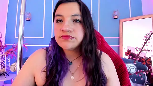 TaraTaylorr online show from 24, 4, 2026