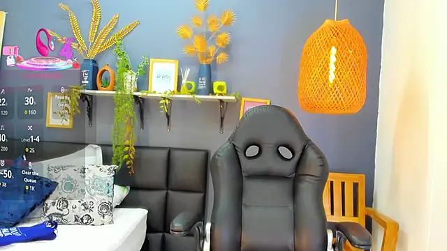 yessila parker online show from 9, 2, 2026