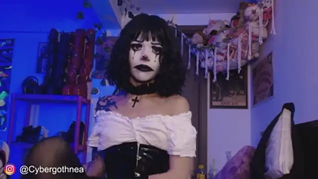  mollycrystal online show from 10, 4, 2026