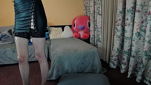 Maddison Summer online show from 21, 9, 2025