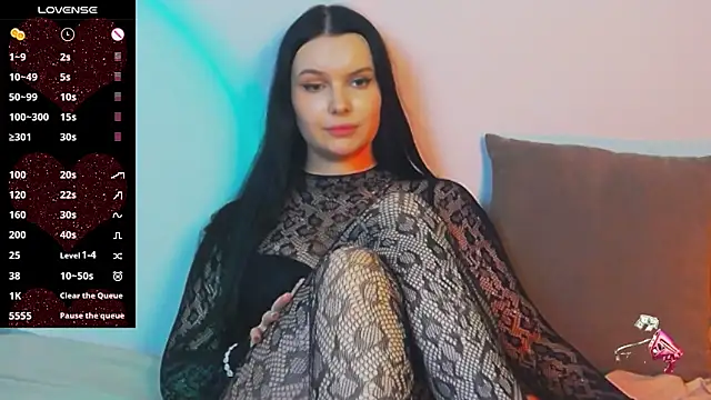 Miss Vic online show from 8, 9, 2025