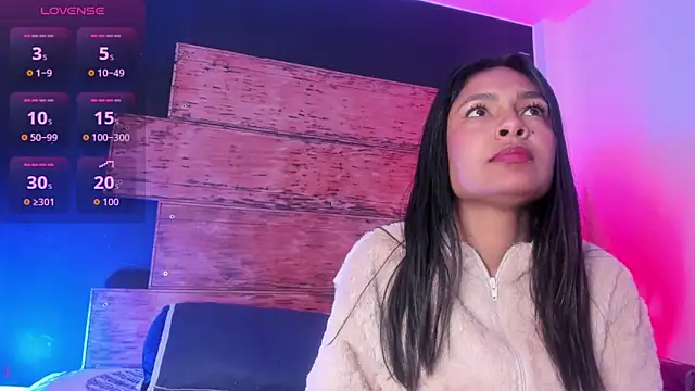 Snapshot of Fernanda_liie_ chatting on 5, 6, 2026 Fernanda liie online show from 5, 6, 2026
