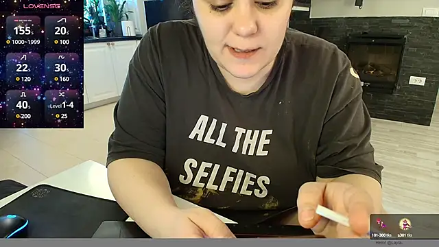 Snapshot of Layla- chatting on 28, 1, 2025 Layla- online show from 28, 1, 2025