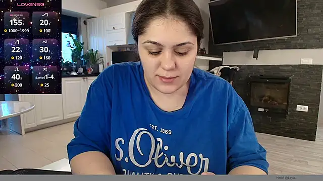 Snapshot of Layla- chatting on 31, 1, 2025 Layla- online show from 31, 1, 2025