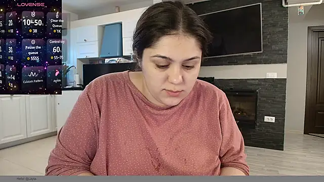 Snapshot of Layla- chatting on 12, 2, 2025 Layla- online show from 12, 2, 2025