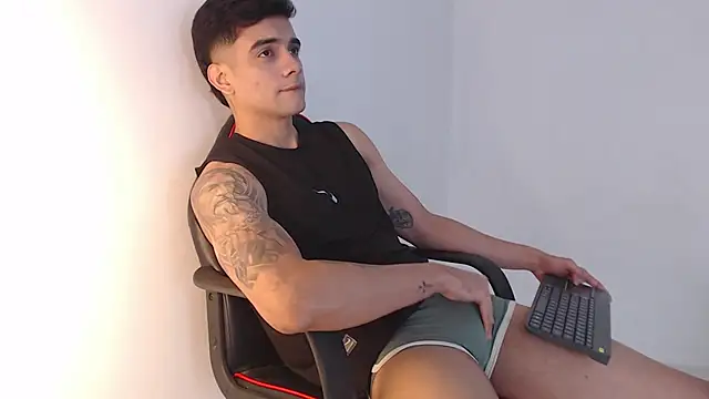 adam levis17 online show from 23, 11, 2025