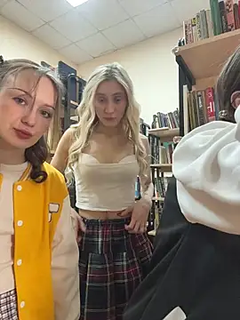 Snapshot of melicious_ chatting on 14, 1, 2026 melicious online show from 14, 1, 2026