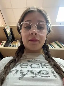 Snapshot of melicious_ chatting on 18, 2, 2026 melicious online show from 18, 2, 2026