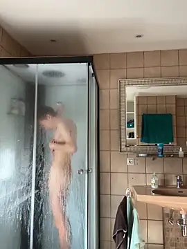 Snapshot of xy_monkeyBigCock chatting on 24, 10, 2025 xy monkeyBigCock online show from 24, 10, 2025