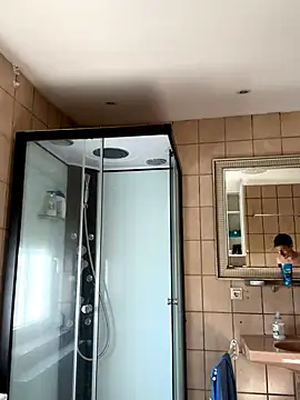 Snapshot of xy_monkeyBigCock chatting on 25, 10, 2025 xy monkeyBigCock online show from 25, 10, 2025