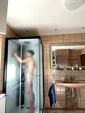 Snapshot of xy_monkeyBigCock chatting on 28, 10, 2025 xy monkeyBigCock online show from 28, 10, 2025