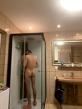 Snapshot of xy_monkeyBigCock chatting on 9, 11, 2025 xy monkeyBigCock online show from 9, 11, 2025