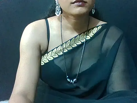 Snapshot of sugandha_bhabhi chatting on 27, 10, 2025 sugandha bhabhi online show from 27, 10, 2025