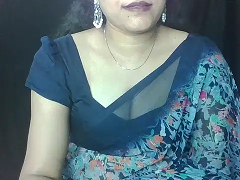 Snapshot of sugandha_bhabhi chatting on 16, 7, 2026 sugandha bhabhi online show from 16, 7, 2026