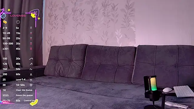 Li1 Kitty online show from 30, 10, 2025