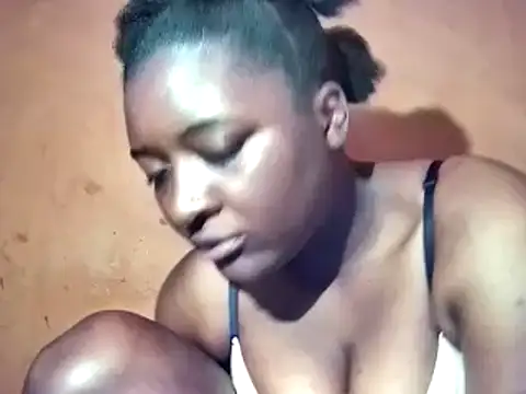 Snapshot of sexyhips2001 chatting on 16, 12, 2025 sexyhips2001 online show from 16, 12, 2025