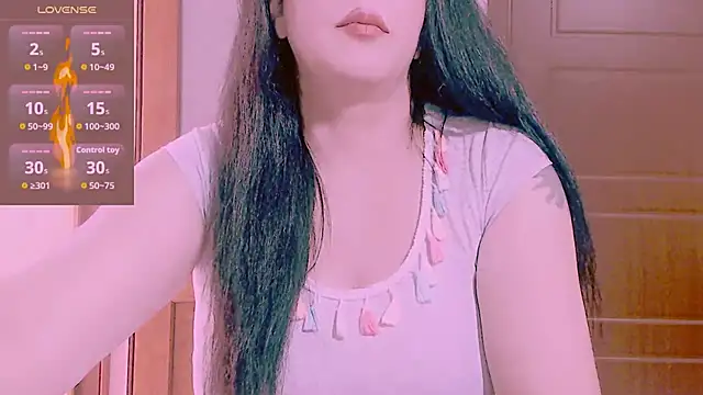 Snapshot of Alina_eve chatting on 9, 7, 2026 Alina eve online show from 9, 7, 2026