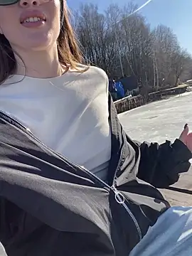 Beverly Hilll online show from 9, 3, 2025