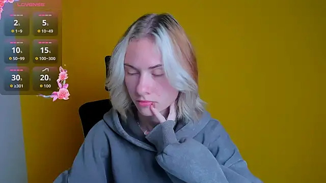 Fiona Night online show from 7, 10, 2025