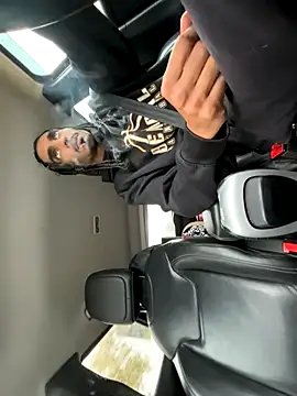 Snapshot of bigjayy1000 chatting on 28, 10, 2025 bigjayy1000 online show from 28, 10, 2025