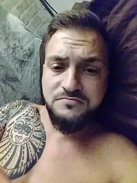 Snapshot of iurinicola chatting on 5, 11, 2025 iurinicola online show from 5, 11, 2025