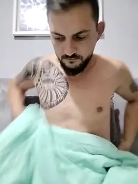 Snapshot of iurinicola chatting on 18, 11, 2025 iurinicola online show from 18, 11, 2025