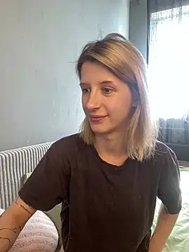 Snapshot of amorearte_m chatting on 22, 3, 2025 amorearte m online show from 22, 3, 2025