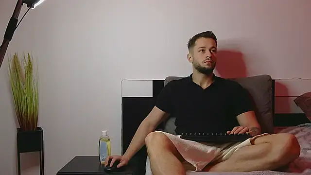 nicholasX1 online show from 17, 3, 2025