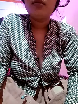 Snapshot of Beautiful_Puja chatting on 7, 3, 2025 Beautiful Puja online show from 7, 3, 2025