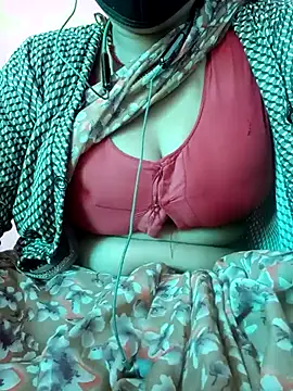 Snapshot of Beautiful_Puja chatting on 19, 3, 2025 Beautiful Puja online show from 19, 3, 2025