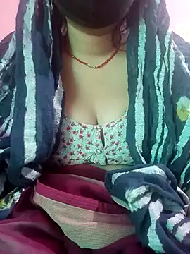 Snapshot of Beautiful_Puja chatting on 23, 3, 2025 Beautiful Puja online show from 23, 3, 2025