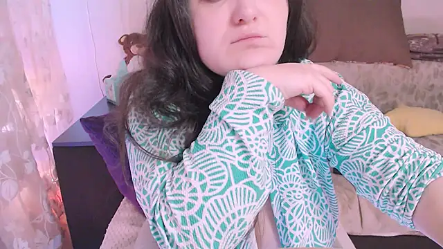 Snapshot of SoftLia chatting on 22, 2, 2025 SoftLia online show from 22, 2, 2025