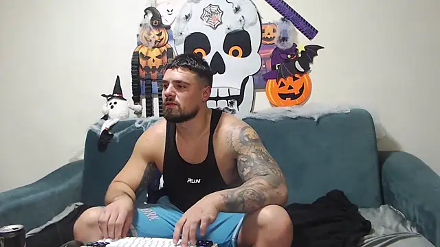 Tiberius hunk online show from 2, 11, 2025