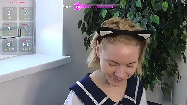 Snapshot of EmmaGallen chatting on 3, 10, 2025 EmmaGallen online show from 3, 10, 2025